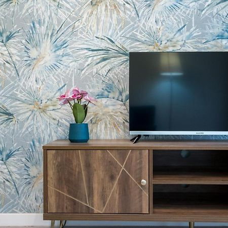 Felicity Apartment By The Park บูคาเรสต์ ภายนอก รูปภาพ